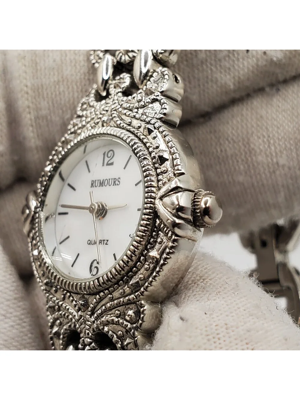 Vintage Style Rumours Quartz Womens Watch 23mm Silver Tone New Battery
